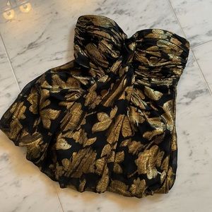 Bebe bubble hem dress shirt